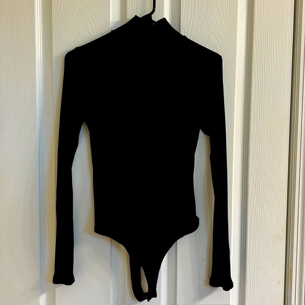 Black Lulu’s basics, mock turtleneck bodysuit